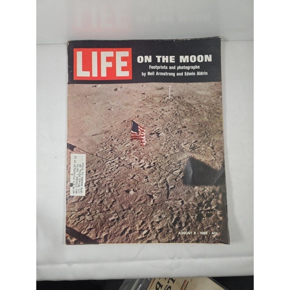 LIFE Magazine August 8 1969 On The Moon Apollo 11 Armstrong Aldrin Vintage